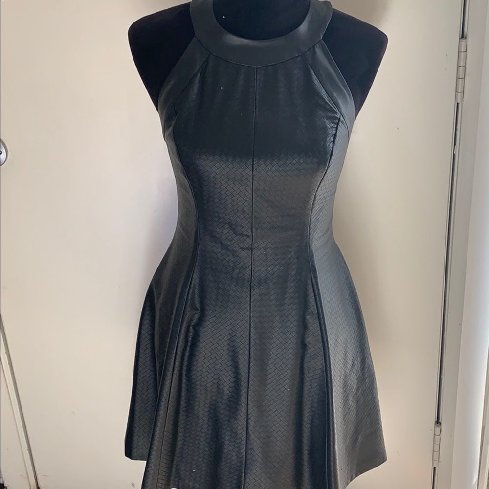 Rachel ray Roy a natural halter neck dress